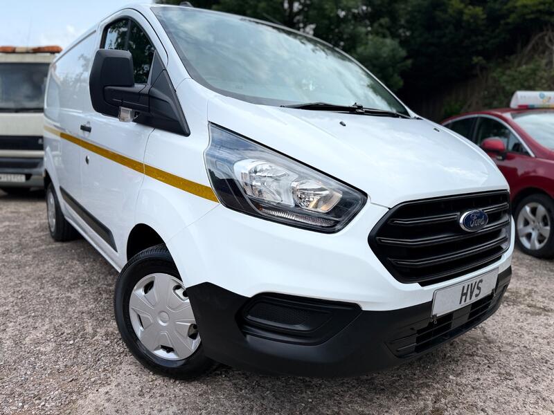 FORD TRANSIT CUSTOM 2.0 300 EcoBlue Leader