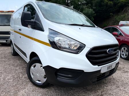 FORD TRANSIT CUSTOM 2.0 300 EcoBlue Leader